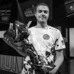 ImperialHal holding Apex Legends Global Series Championship trophy